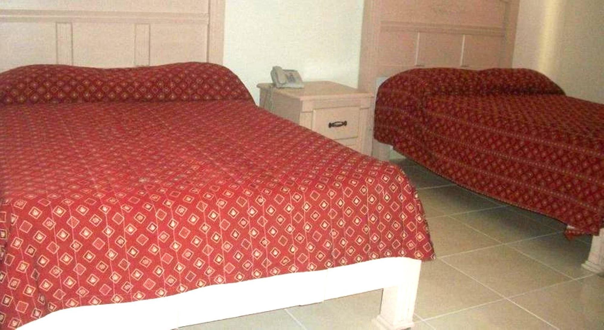 Hotel Dominicana Plus بافارو المظهر الخارجي الصورة