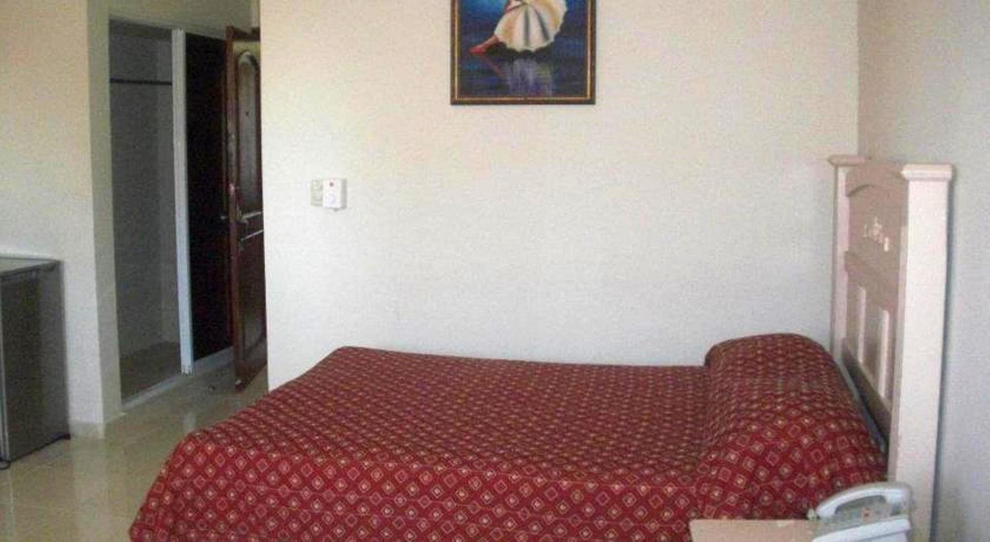 Hotel Dominicana Plus بافارو المظهر الخارجي الصورة