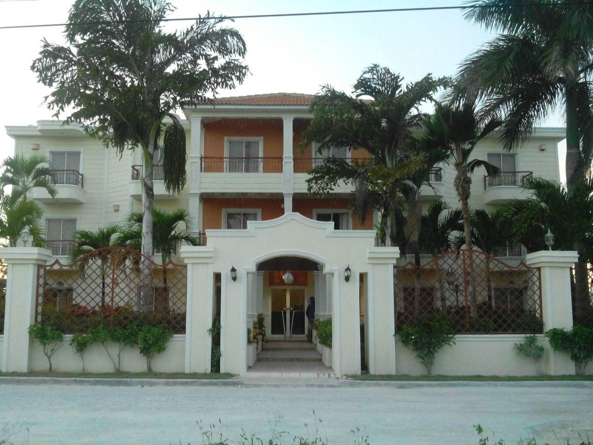 Hotel Dominicana Plus بافارو المظهر الخارجي الصورة