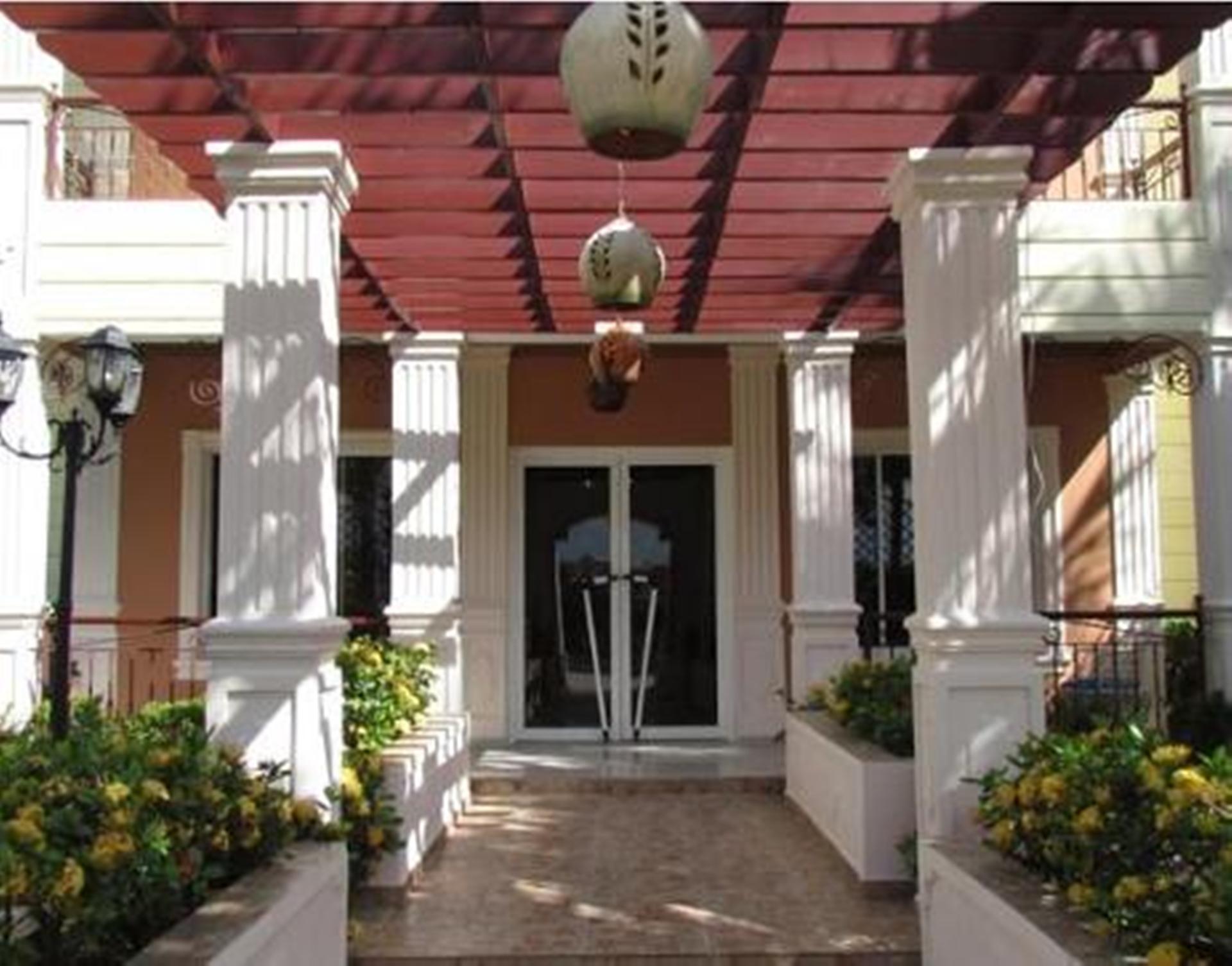 Hotel Dominicana Plus بافارو المظهر الخارجي الصورة