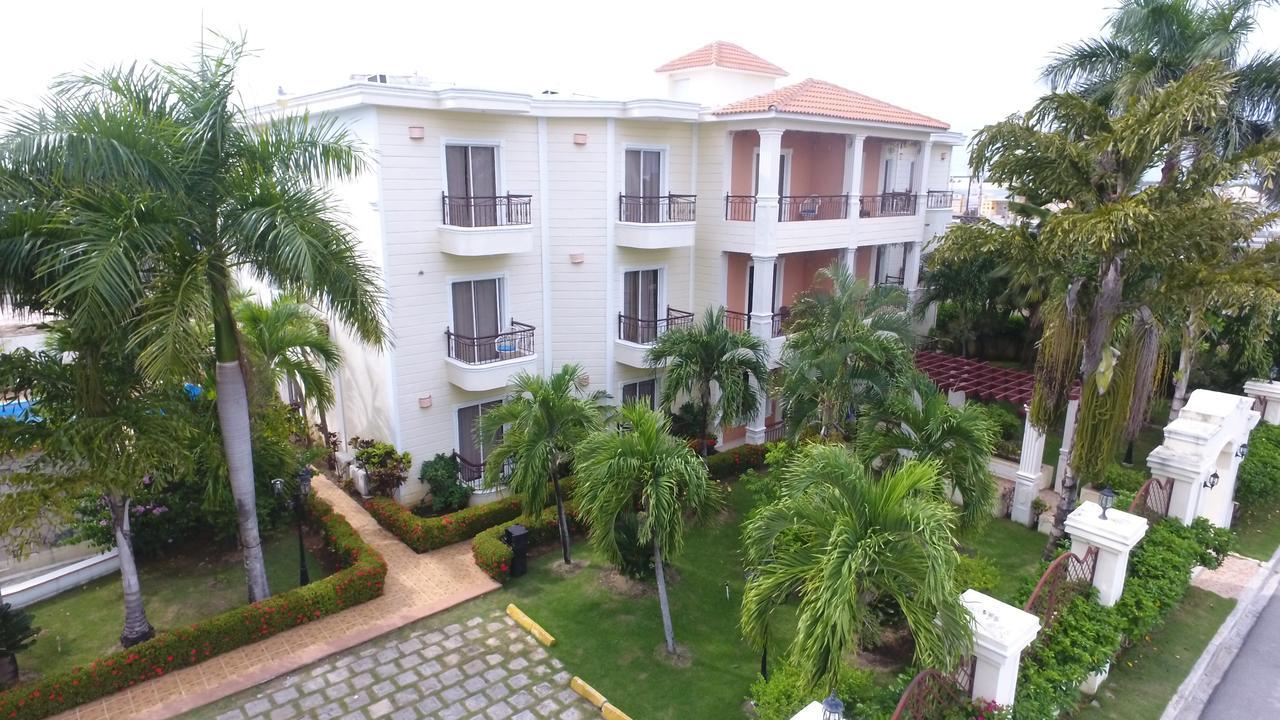Hotel Dominicana Plus بافارو المظهر الخارجي الصورة
