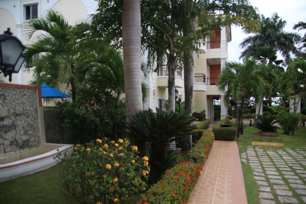 Hotel Dominicana Plus بافارو المظهر الخارجي الصورة